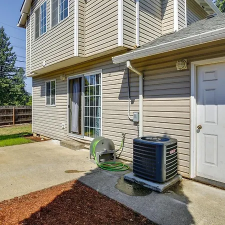 Portland Vacation Rental With Fireplace - Near Parks-2